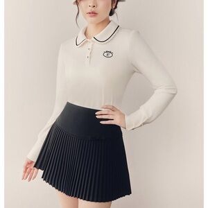 Elegant Black and White Pleated Skirt